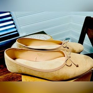 Tan ballets/flats for women size 10